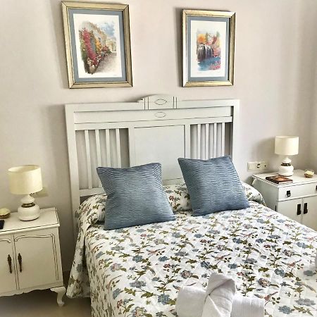 Apartamento Las Flores Ronda Bagian luar foto