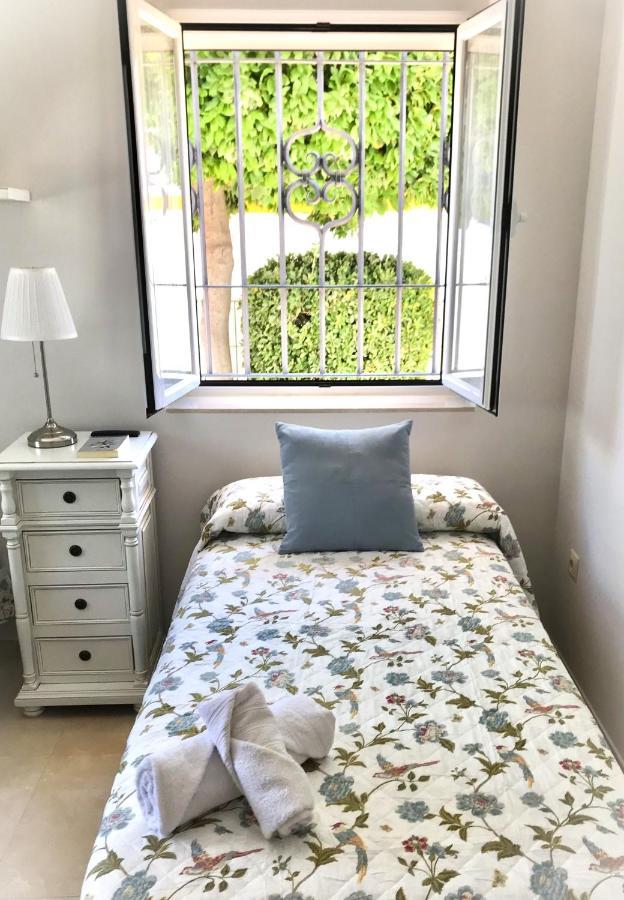 Apartamento Las Flores Ronda Bagian luar foto